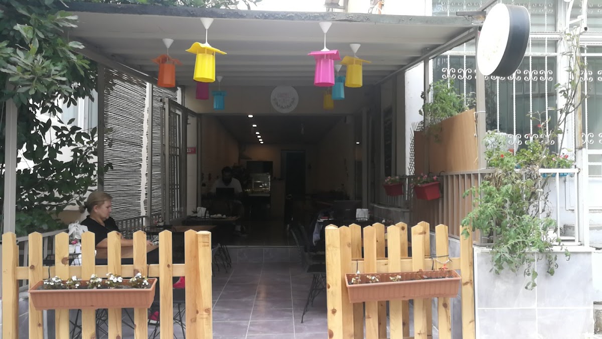 Nare Cafe & Ev Yemekleri