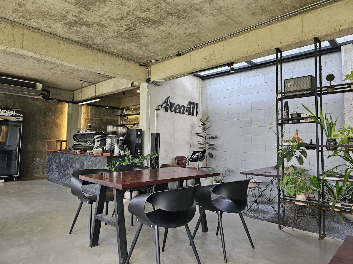 AREA 471 Cafe