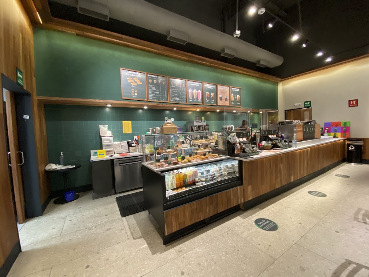 Starbucks Punta Norte