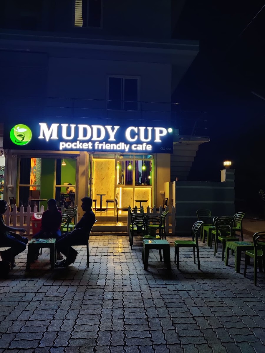 MUDDY CUP