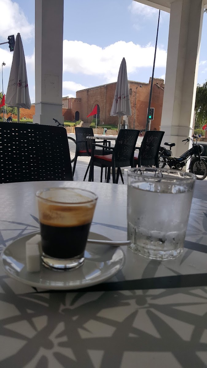 Rond Point cafe & snack - 8