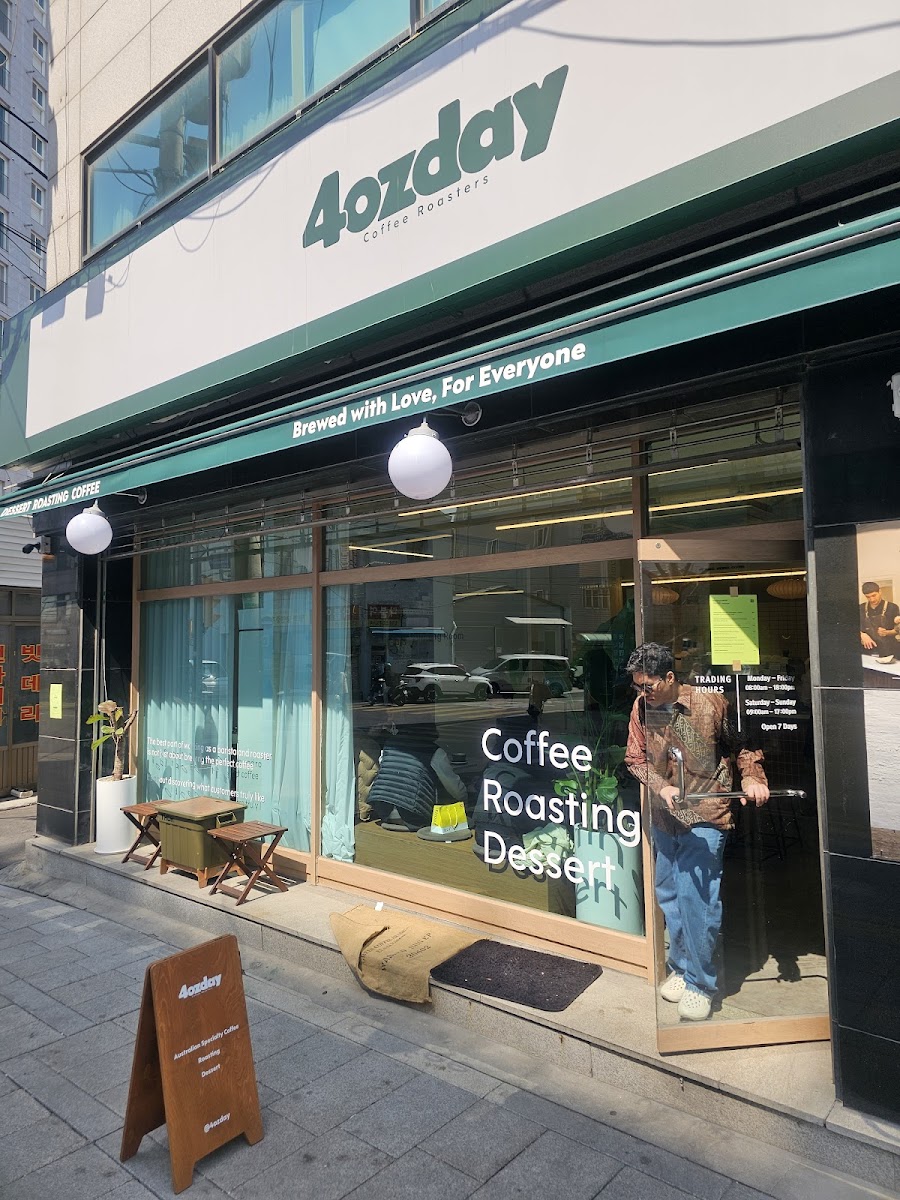 4ozday Coffee Roasters