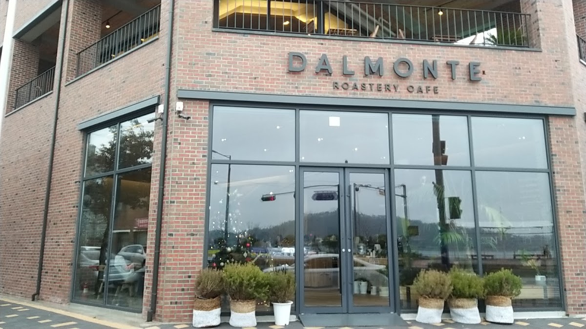 달몬트 DALMONTE