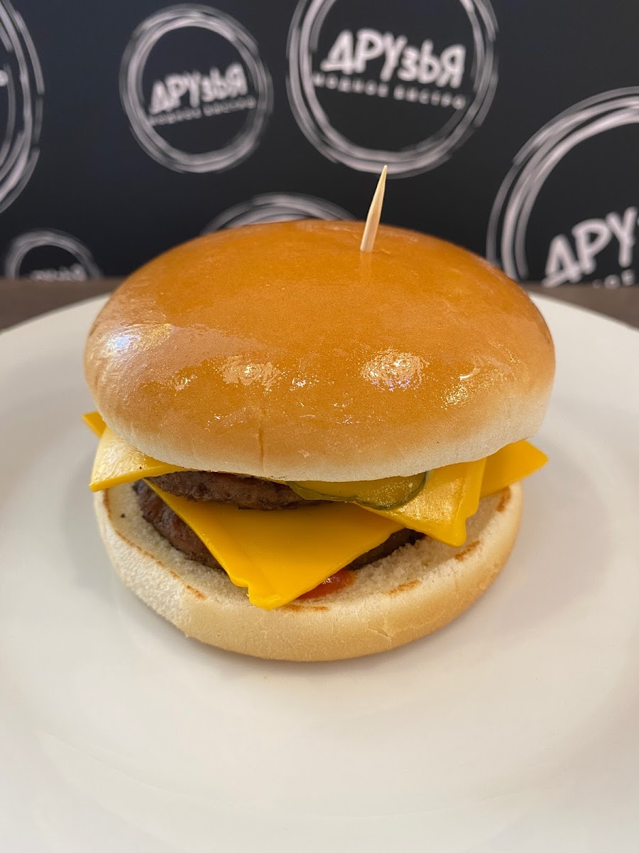 Druz'ya Na Ostrove - 7