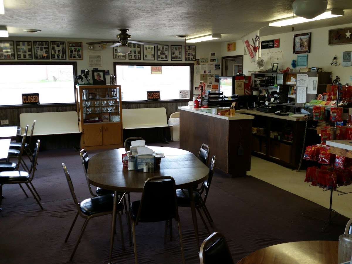 Prairie Hills Cafe - 5