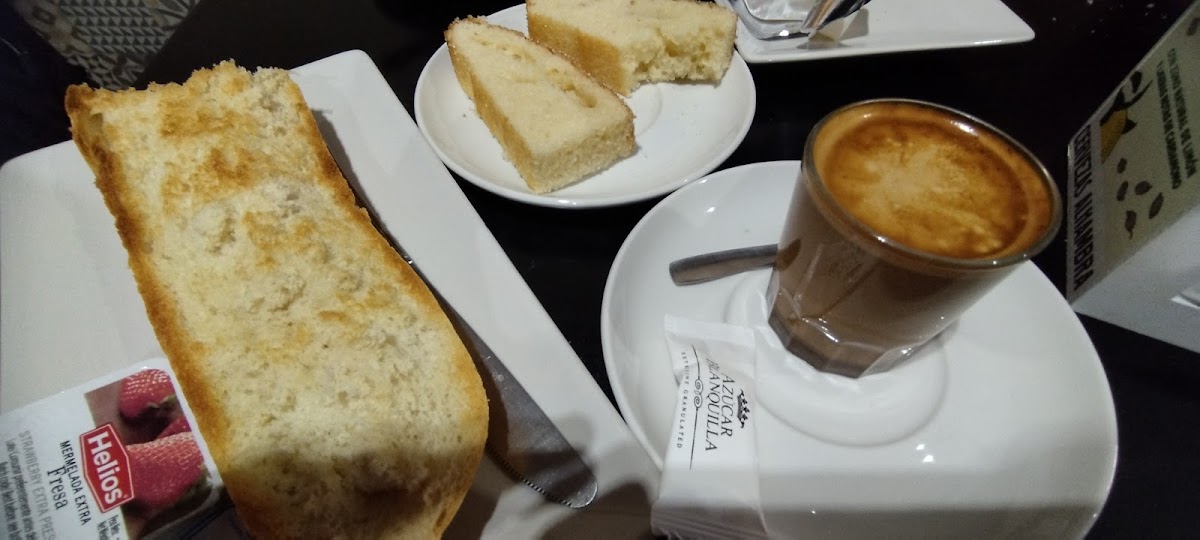 Cafetería La Cava - 7