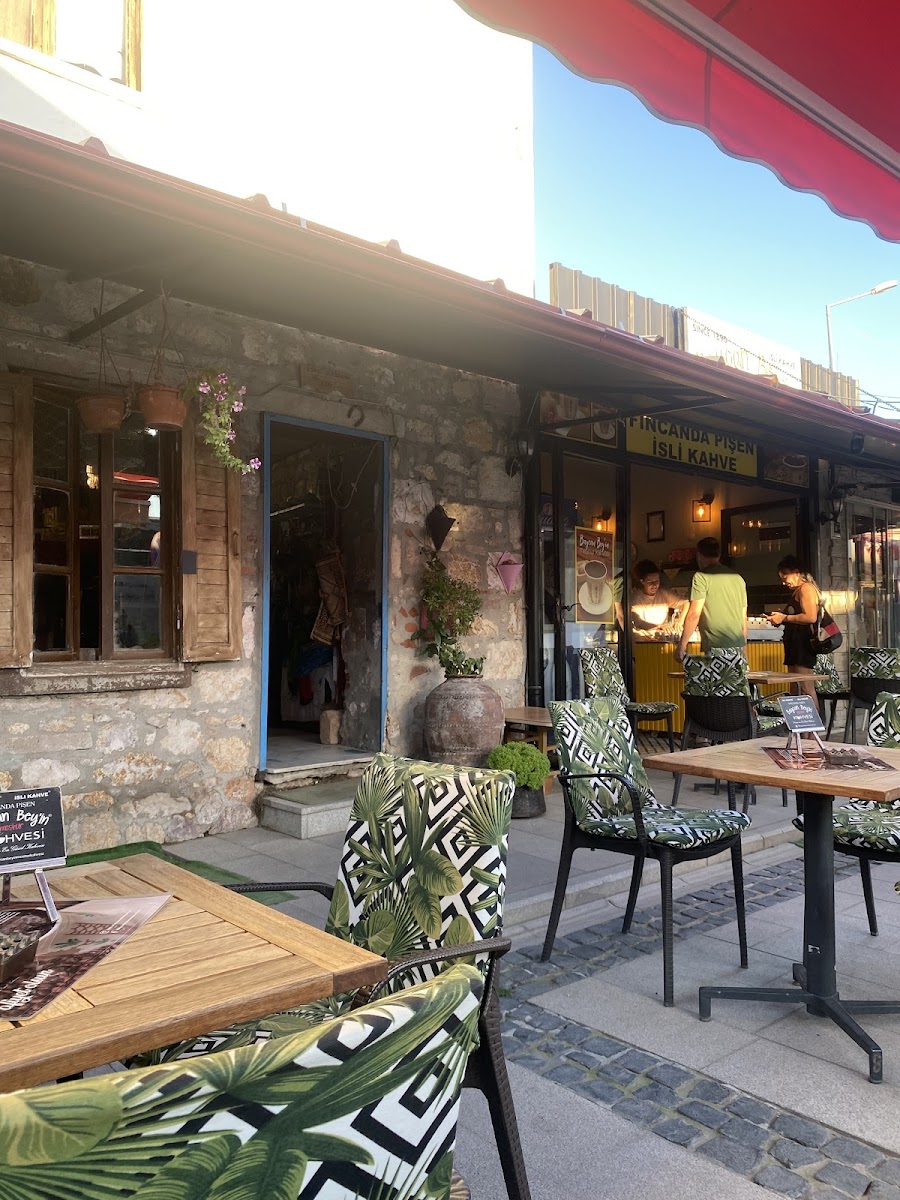 Baycan Bey’in Meshur Kahvesi Ayvalık