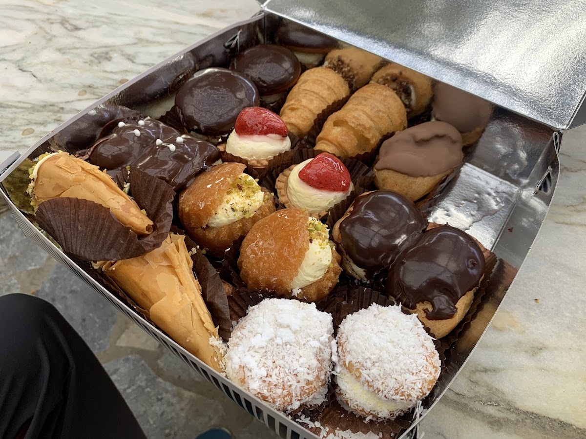 Patisserie Edelweiss - 4