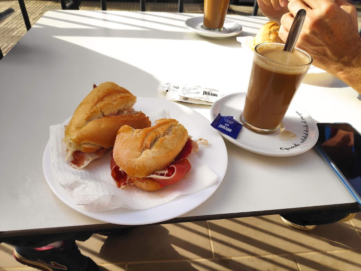 Cafetería El café de Diego - 6
