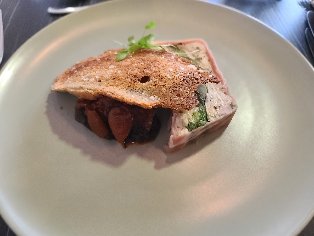 Chefs’ Whites Restaurant - 5