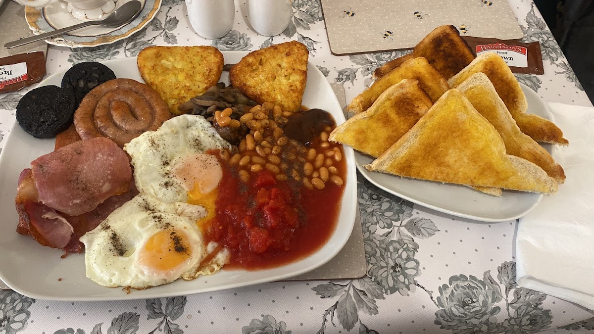 Coffee Lounge cafe Dukinfield - 2