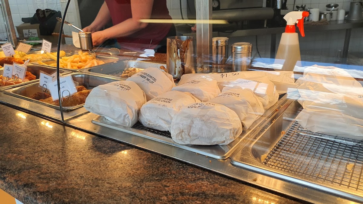 Paramount Lunch Bar-Cafe