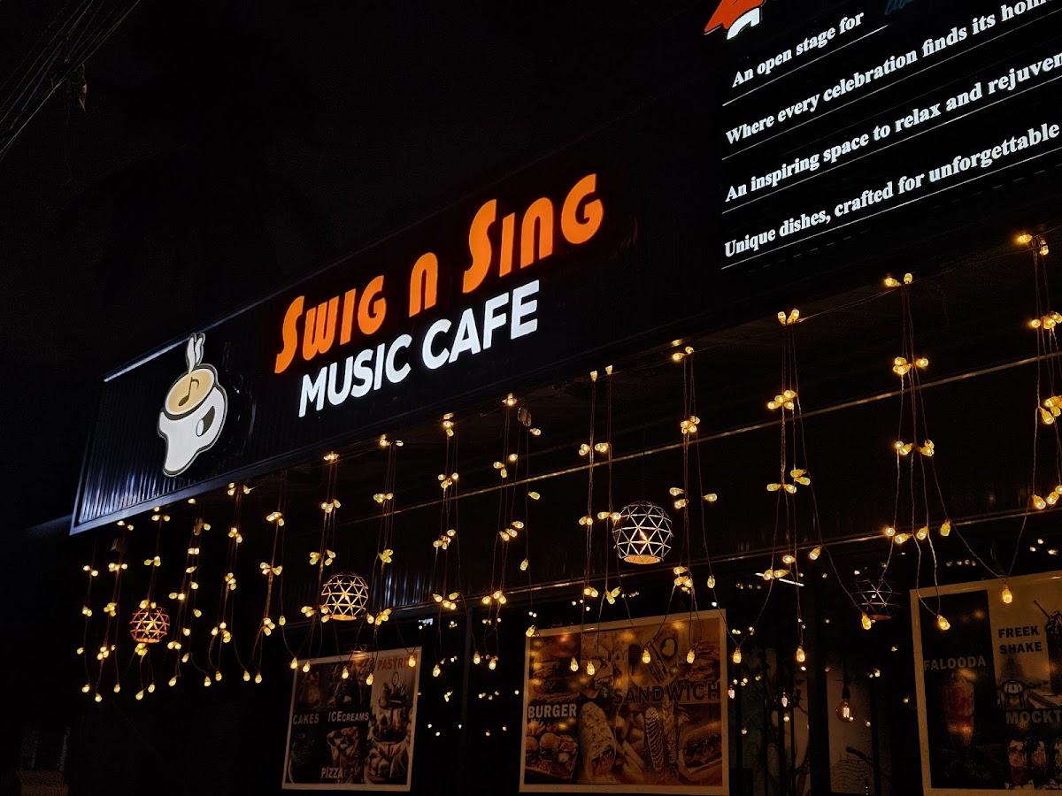Swig n Sing Music Cafe - 4