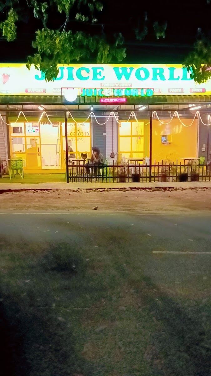 Juice World Fresh ‘N’ Juicy