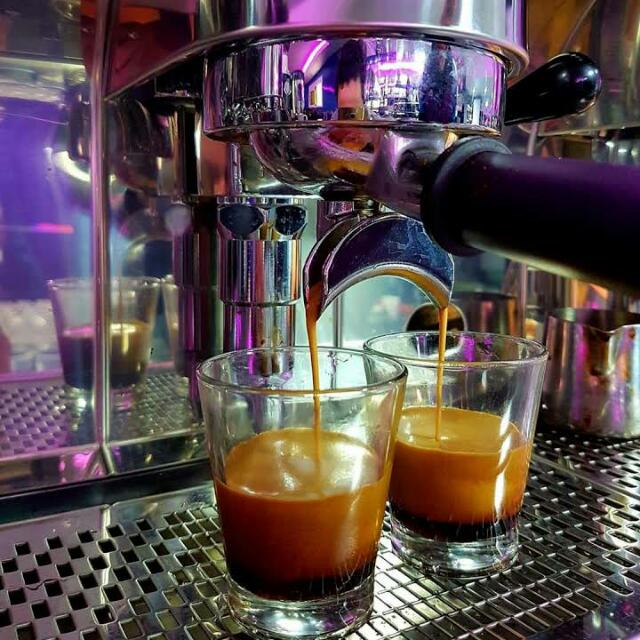 Café Névé مقهى نيفي