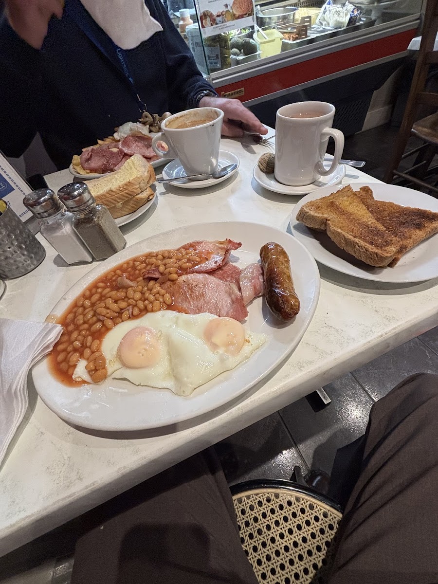 Cafe Euro - 4
