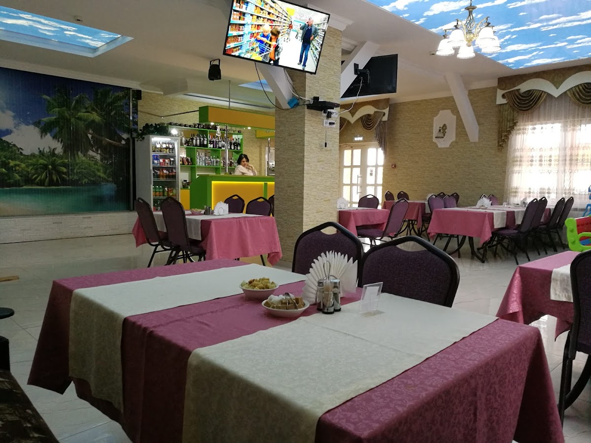 Kafe-Otel' 'Nadezhda'