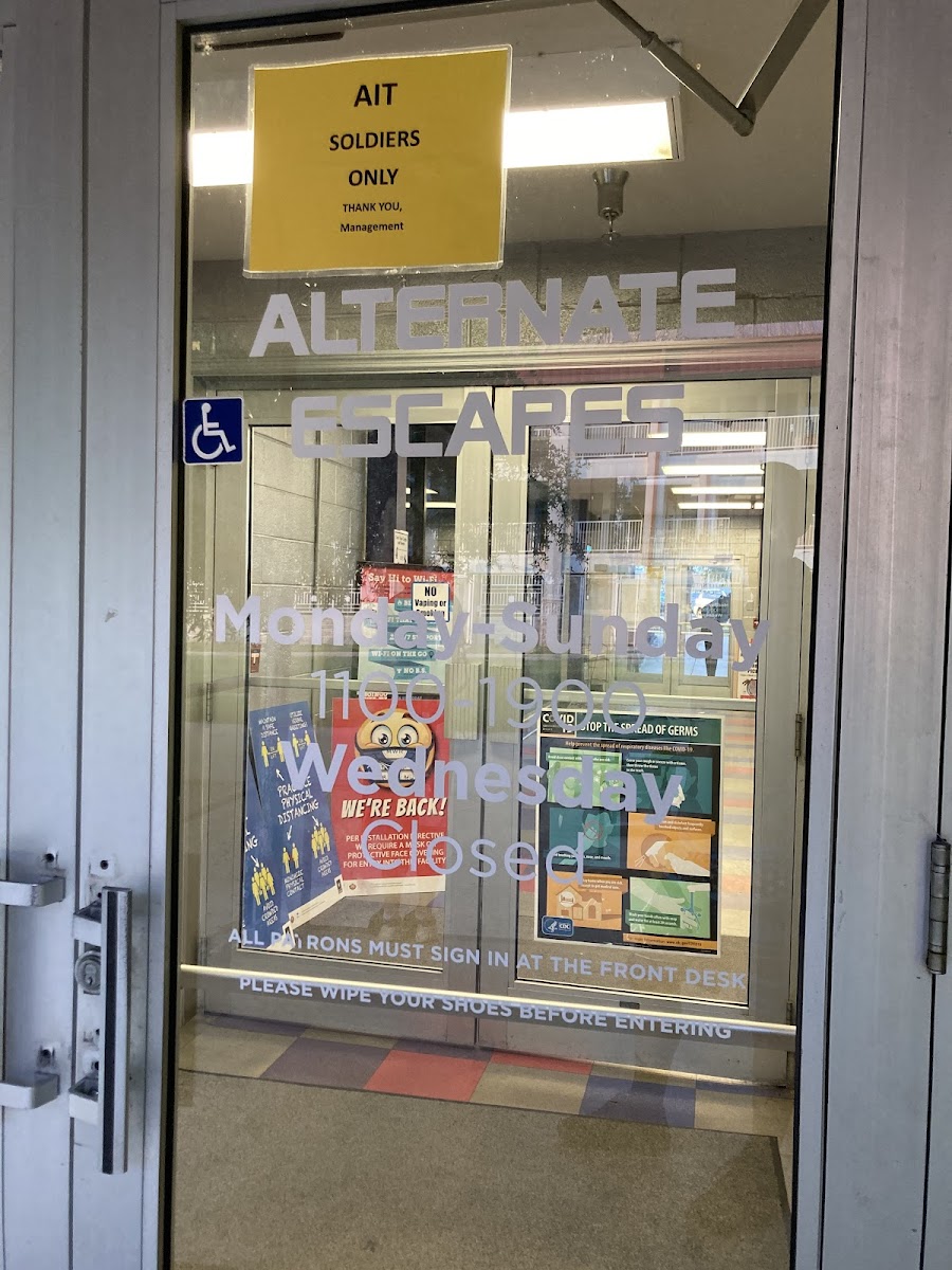 Alternate Escapes Cafe - 6