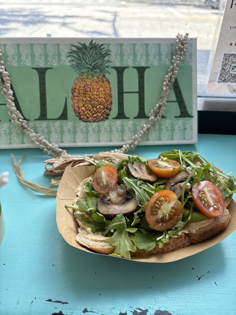 ALO Cafe Hawaii - 10