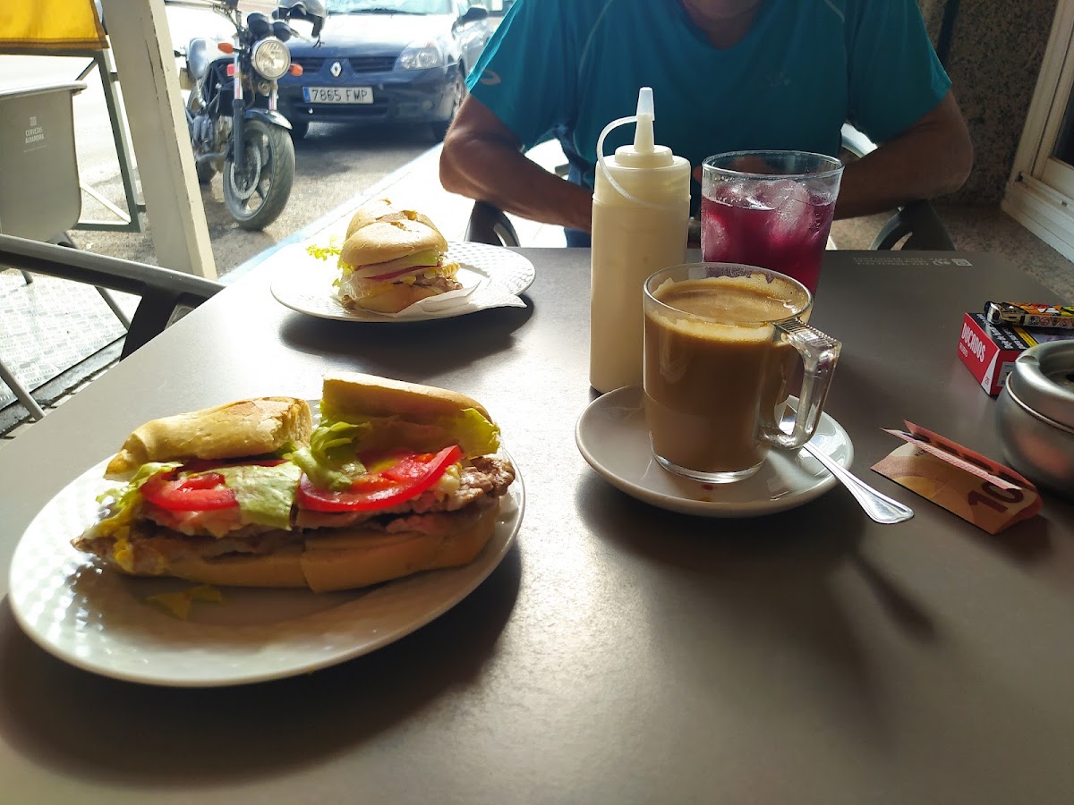 Cafeteria Mari Carmen - 8