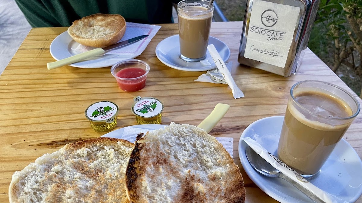 Cafeteria Bar El Bocaito - 3