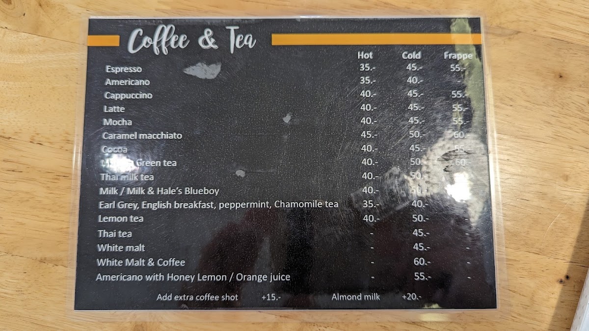 Chuenjai Alley Cafe - 10