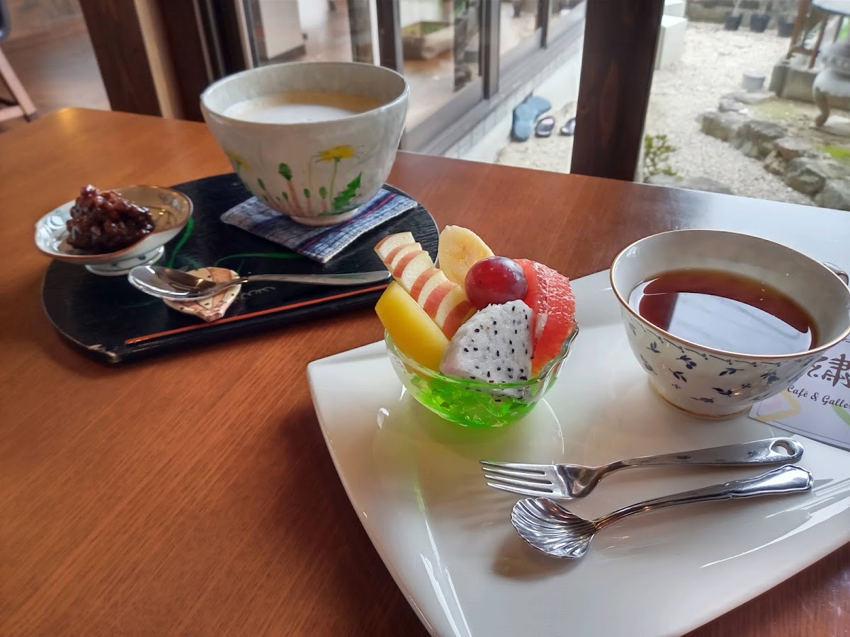 cafe&gallery 繍(ぬいとり) - 4