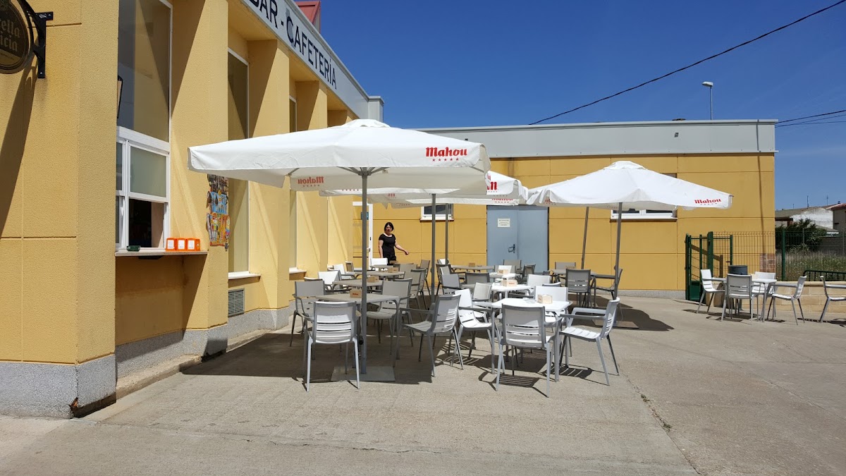 Cafeteria Casa Cultura Villacedre - 3