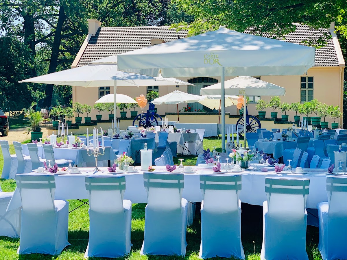 Pückler Café - Goldene Ananas