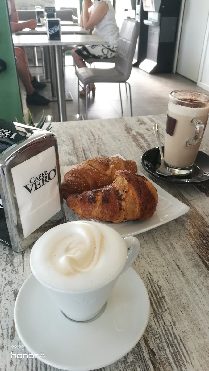 Le Petit Cafè - 5