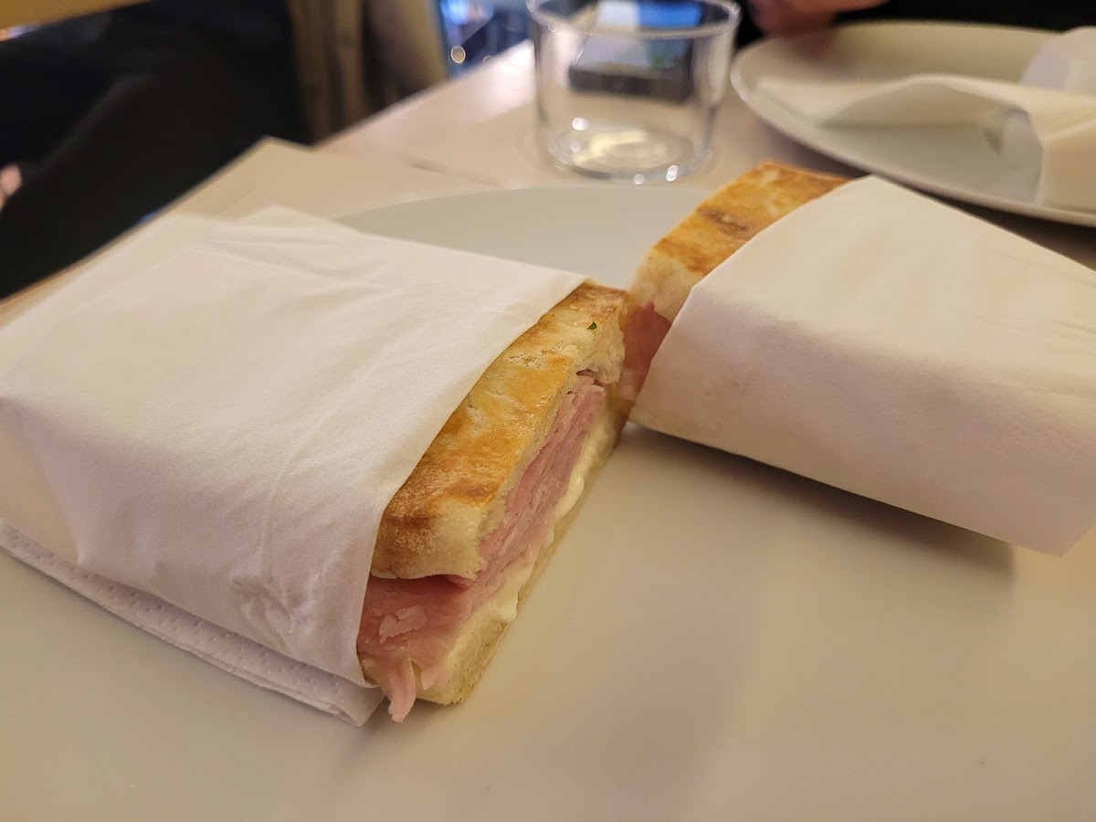 Cucca Panini e Caffè - 5
