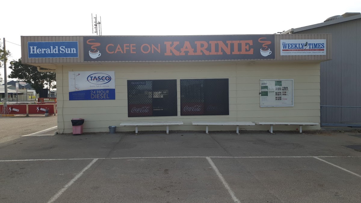 Cafe on Karinie - 3