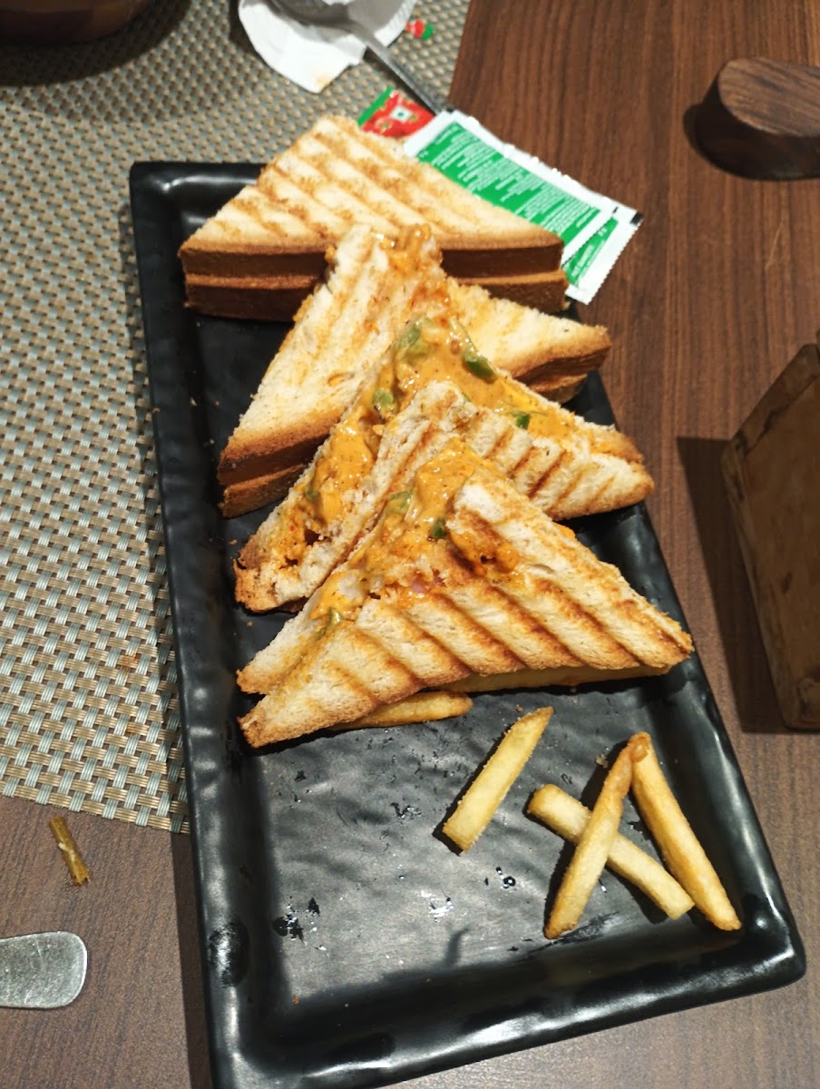 La Flamingo Cafe - 10