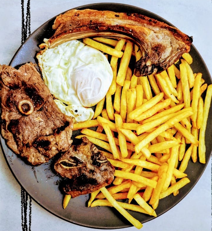Cafeteria El Meson - 2