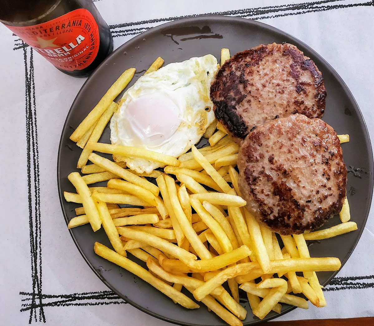 Cafeteria El Meson - 3