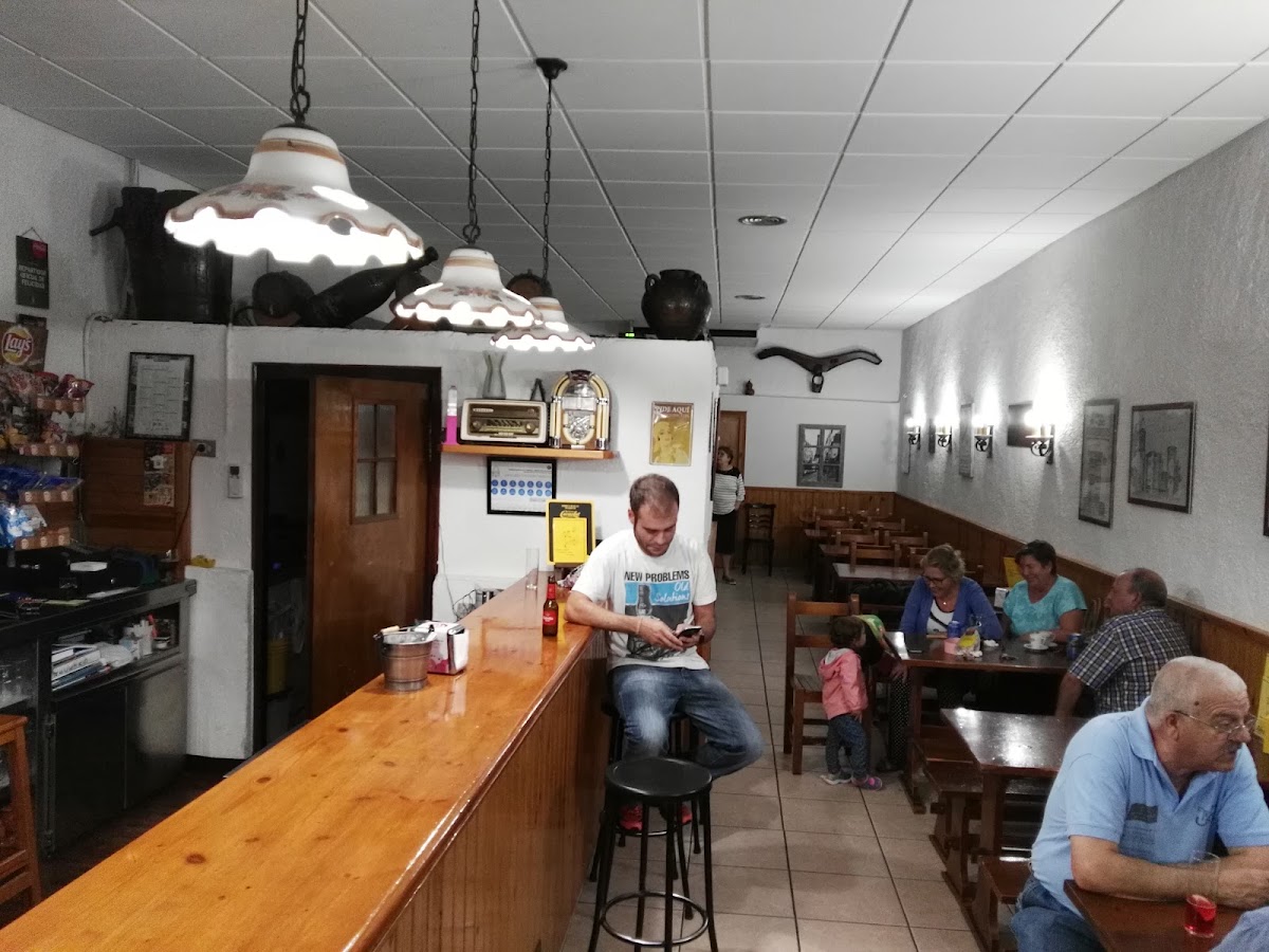 Cafeteria El Meson - 6