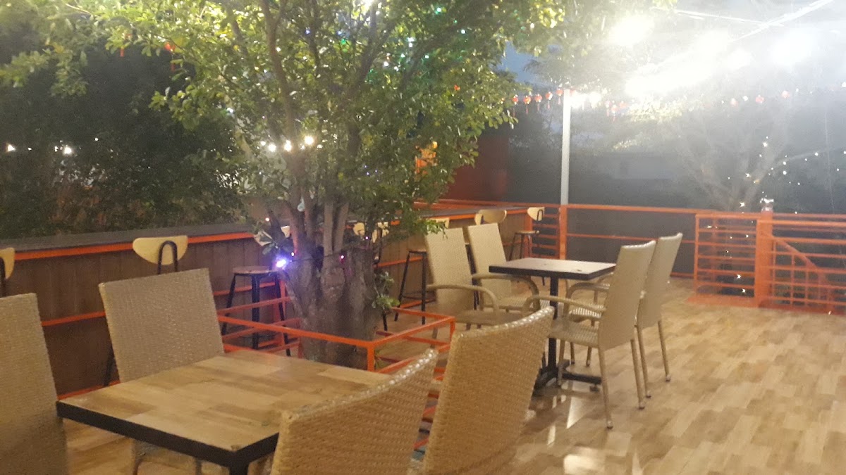 Coffee Sân Vườn Quang Tiến