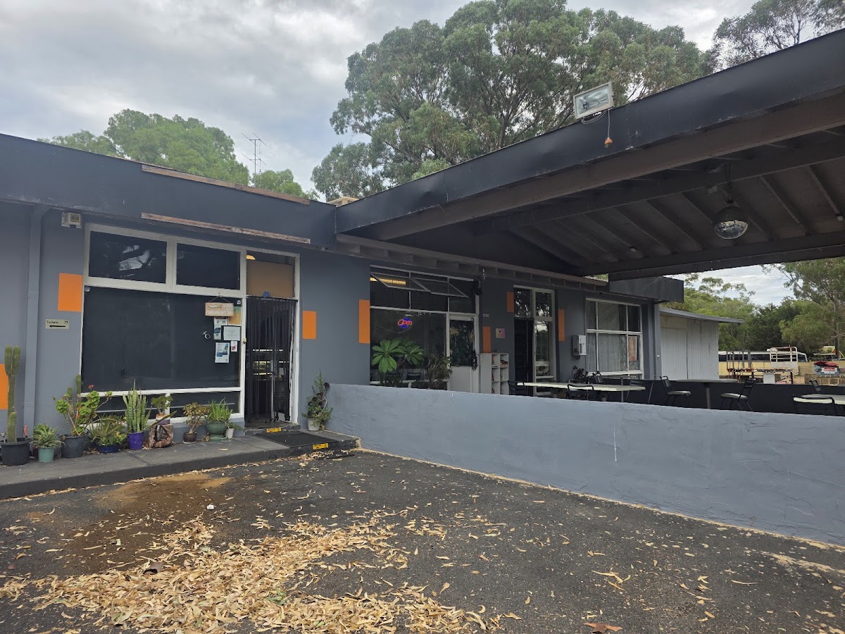 The Lake Clifton Cafe