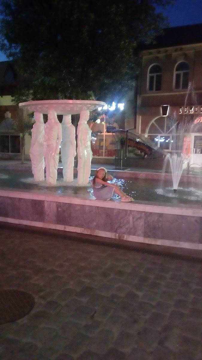 Tsentral'noye, Kafe - 4