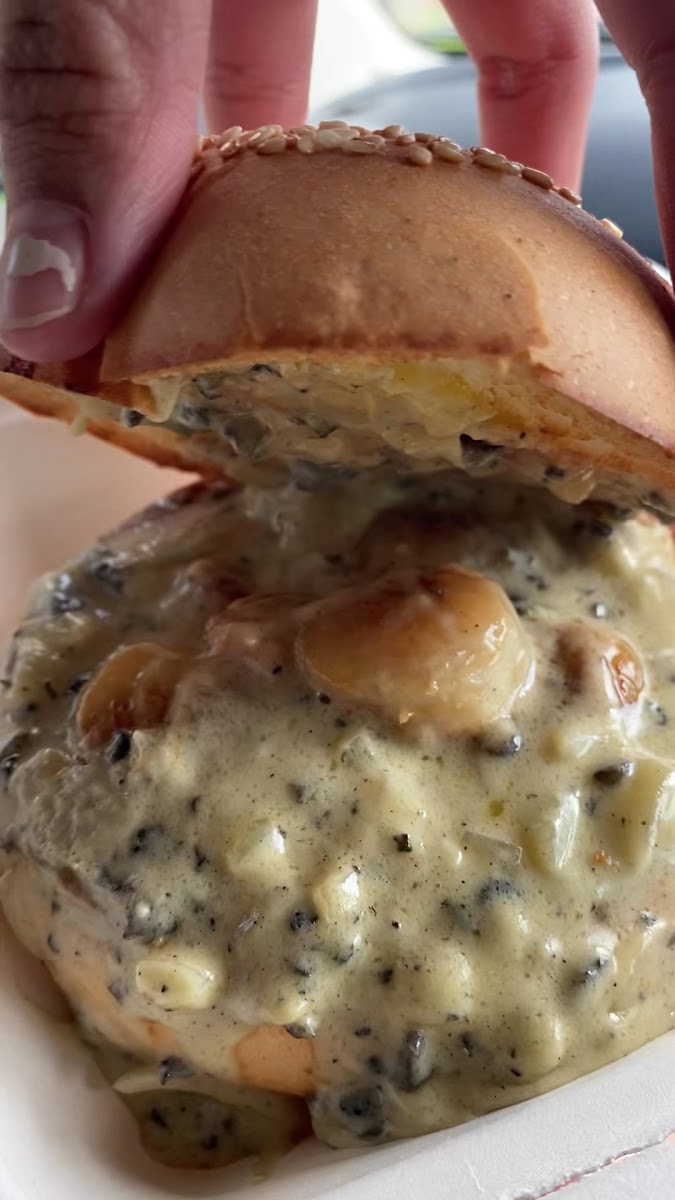 Golden Pie Bakery And Cafe - 2