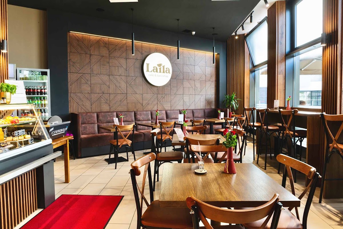 Laila Cafe & Backshop