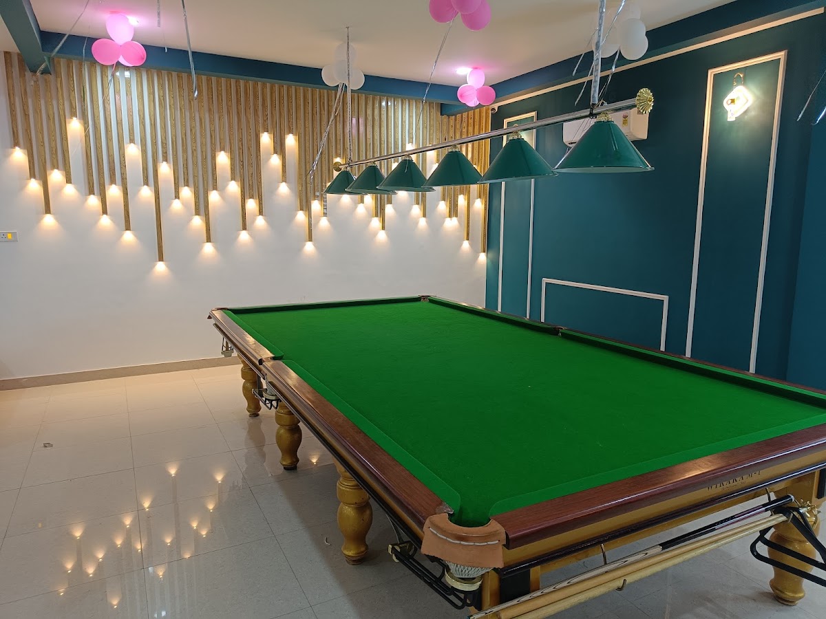 Da Vinci Arcade and Cafe - 6