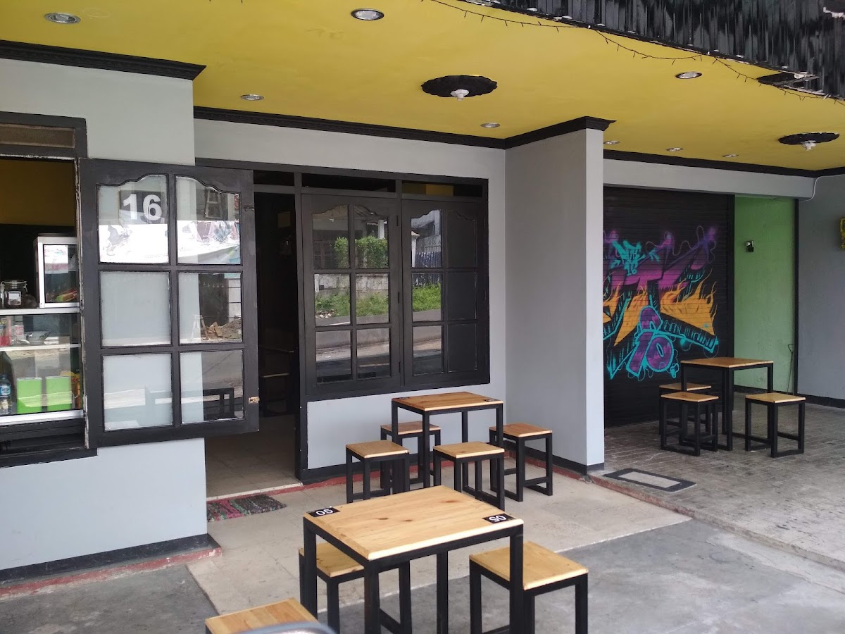 RUTE 16 CAFE & COFFEE