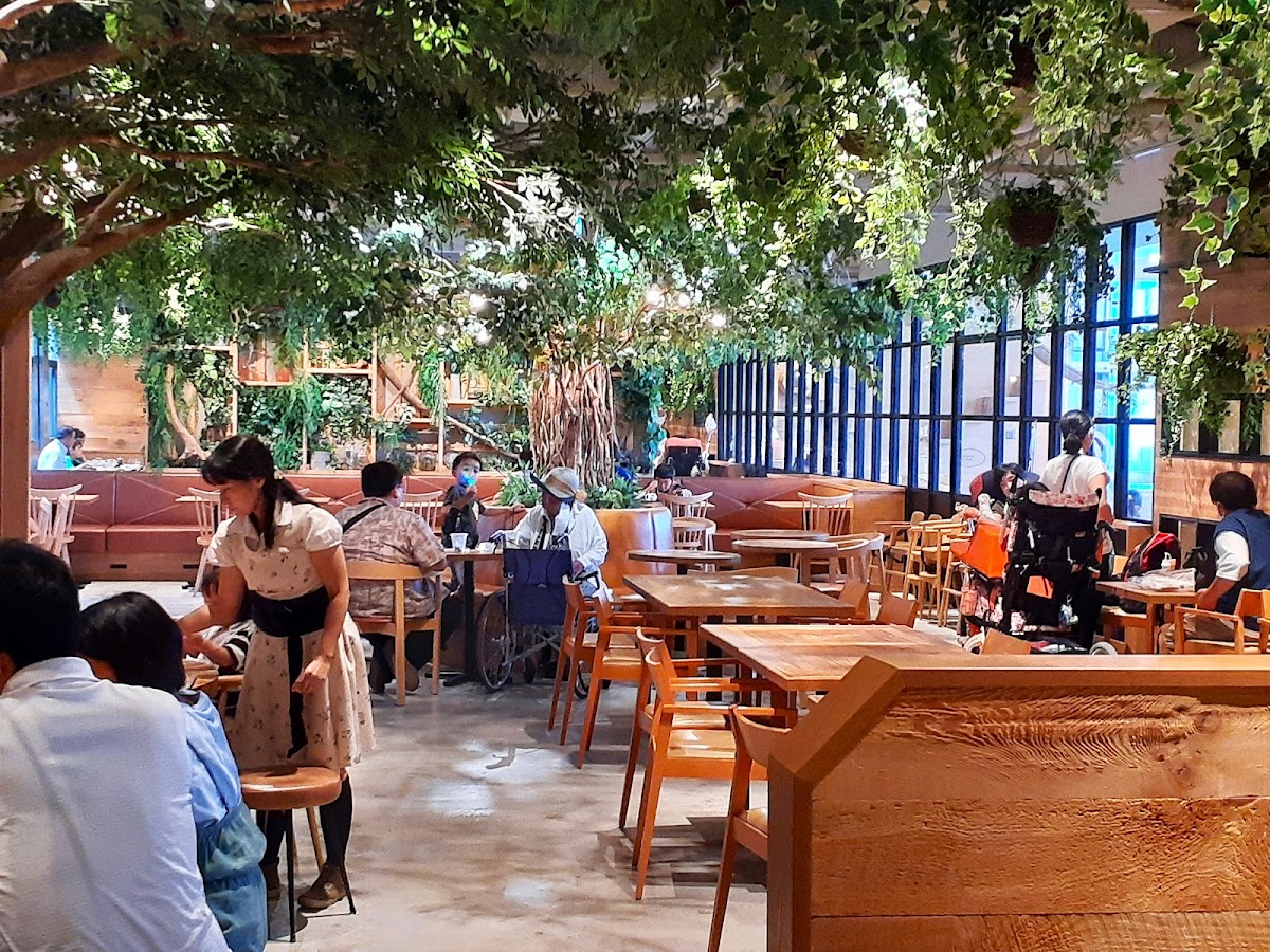 こもれびカフェ Sweets & Cafe