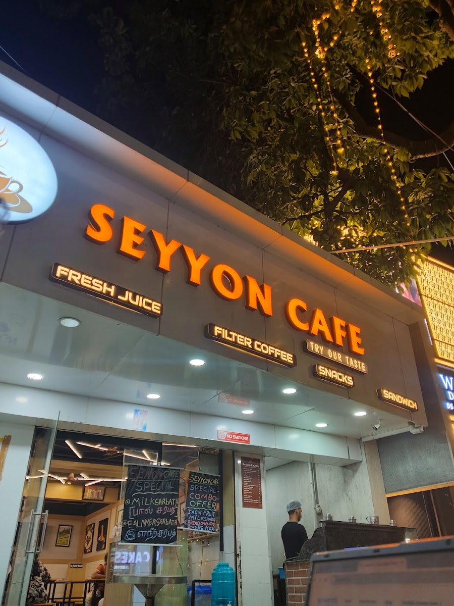 SEYYON CAFE