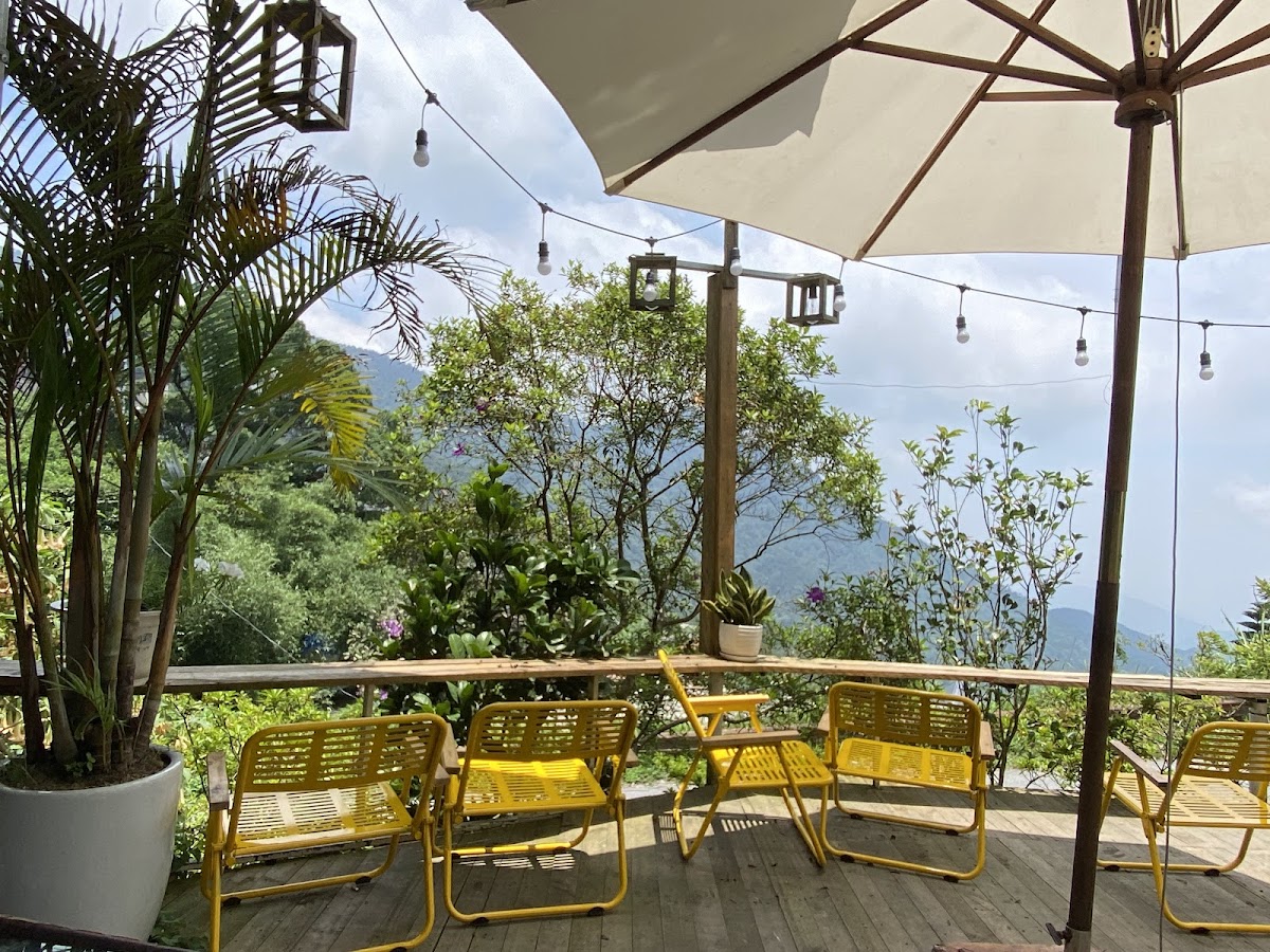 Cafe Phượt sương mờ