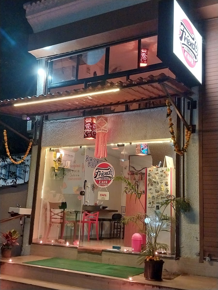 Friend's Corner Café