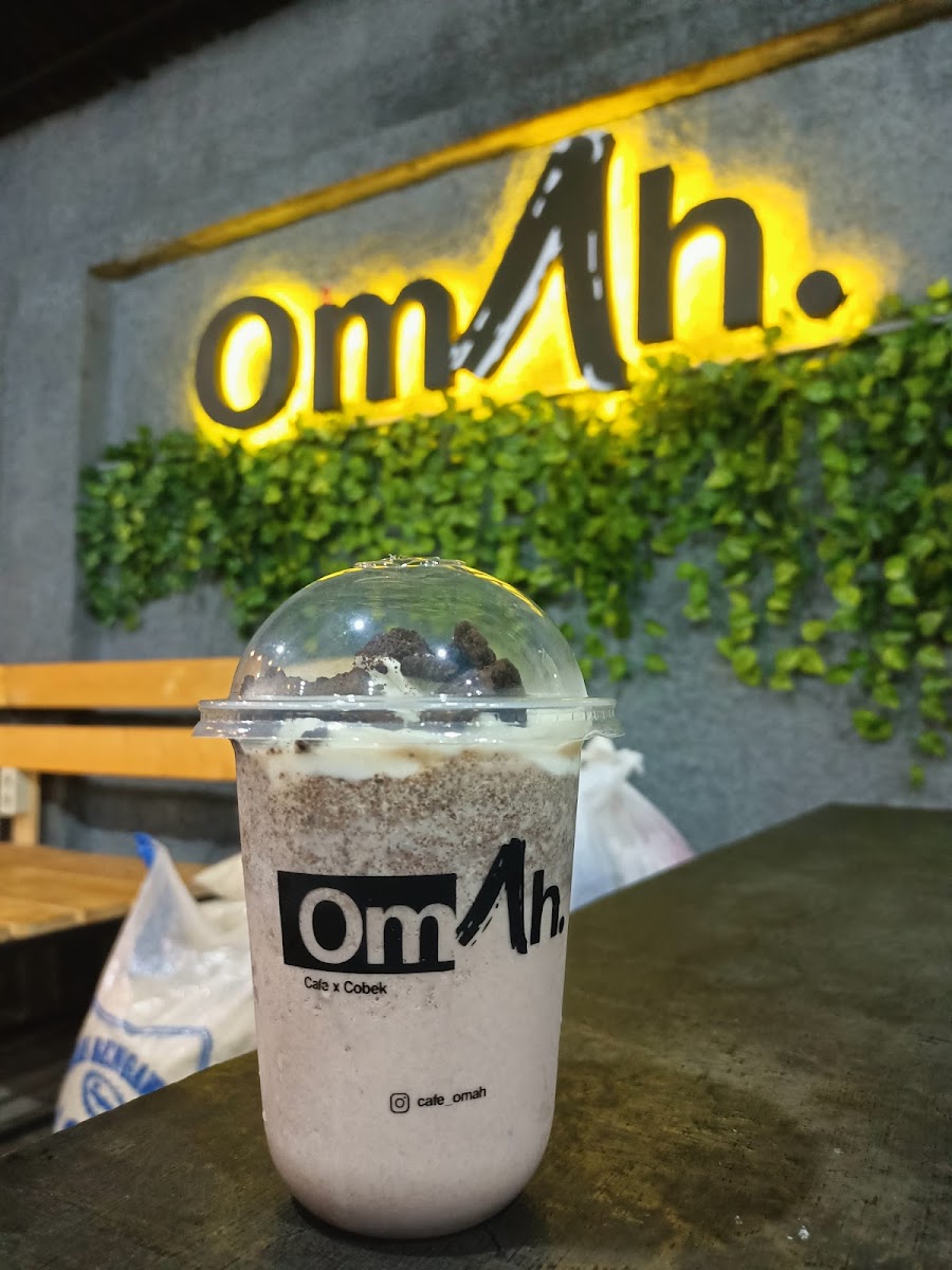 Omah Cafe & GS ART Billiard - 3