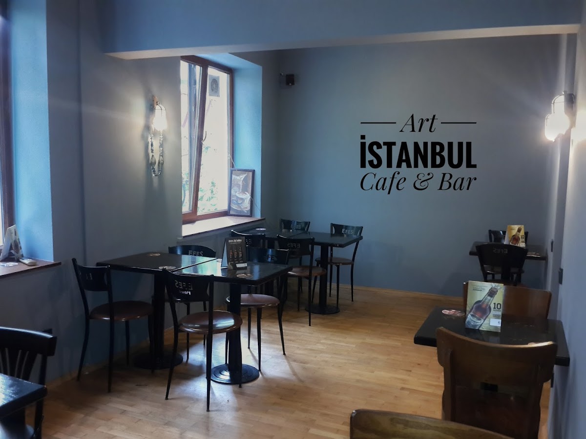 Art Istanbul Cafe & Bar