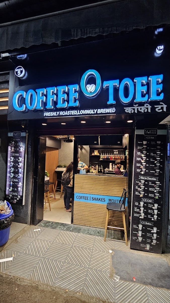 Coffee Toee